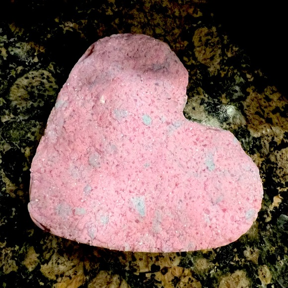 Jumbo Handmade All Natural Organic Bath Bomb (Bath Salts Inside) - Picture 3 of 3